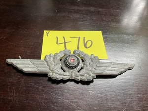 WWII German Luftwaffe Cap Badge- y476