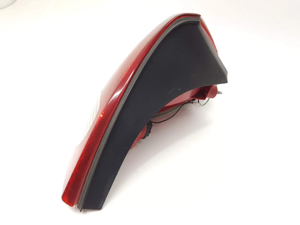 Luz trasera de freno Pontiac G6 2005-2010 OEM lámpara de fábrica lado del conductor Foto 4 de 4