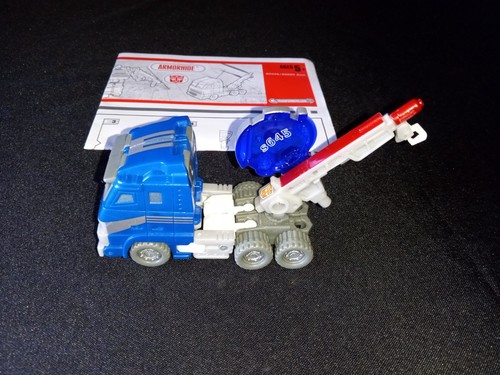 Transformers Cybetron Scout Class Autobot Armorhide - Picture 3 of 4