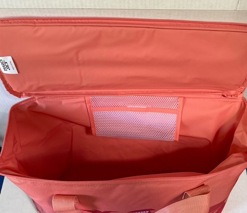 Bolso refrigerador de mano aislado Trader Joe's - Melocotón pastel grande LANZADO 5/6/25 - Imagen 2 de 5
