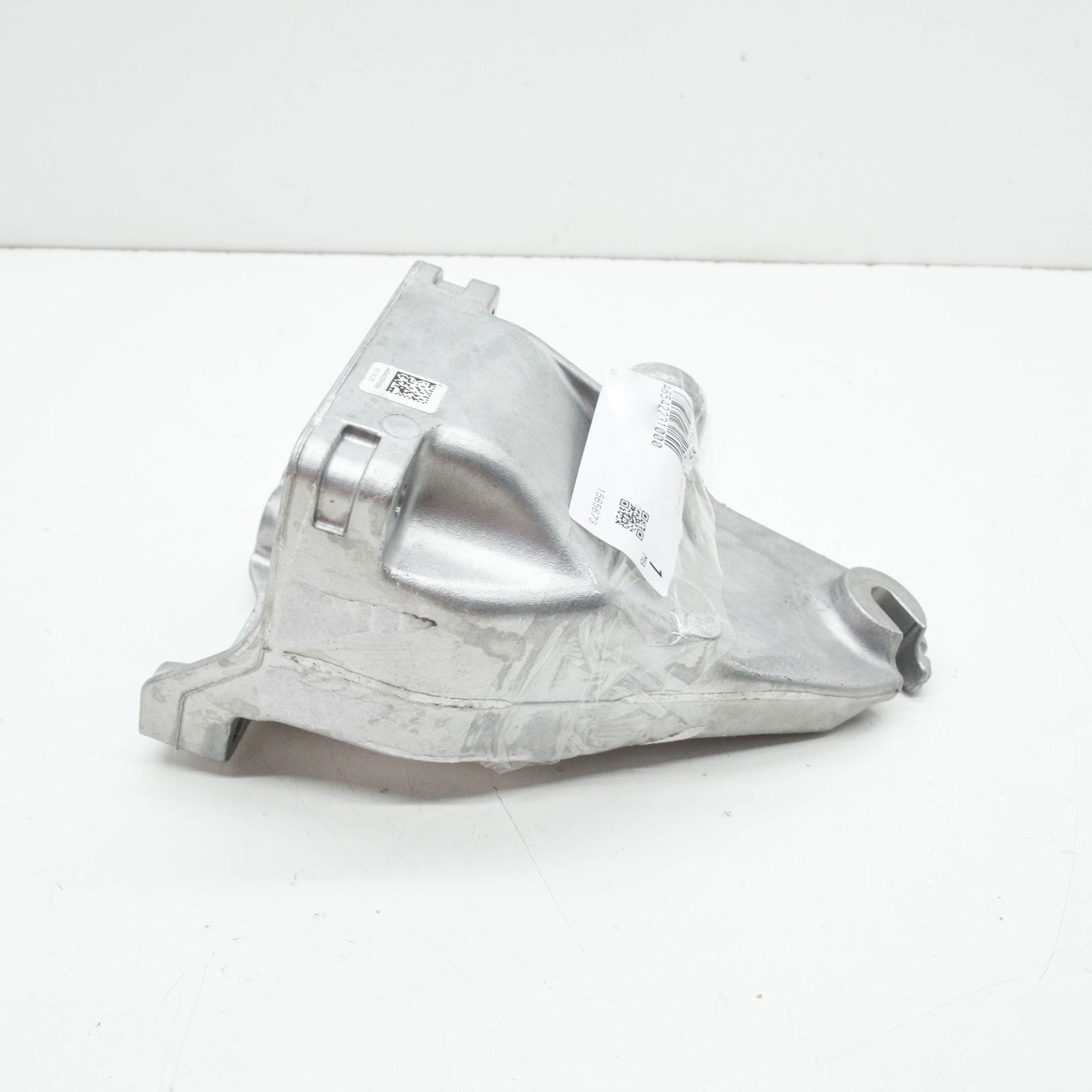 MERCEDES-BENZ A W177 Engine Bracket Right Side A6542231000 NEW  
