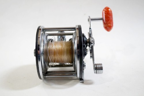 Vintage PENN LONG BEACH No.66 Conventional Salt Water Fishing Reel - Picture 4 of 10