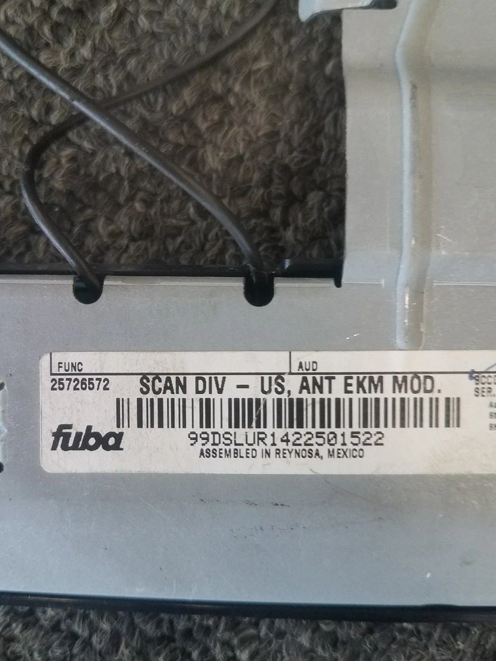 Módulo de antena Cadillac STS 2005-2011 OEM 25726572 Foto 2 de 3