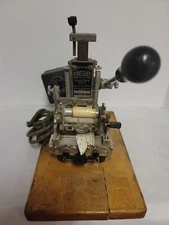 Kingsley Hot Foil Stamp Embossing Machine Model XTE Working Handle (Heats Up) 