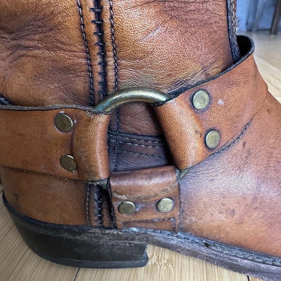 Botas vintage Frye Harness couro marrom 9D EUA – linda pátina - Imagem 3 de 4