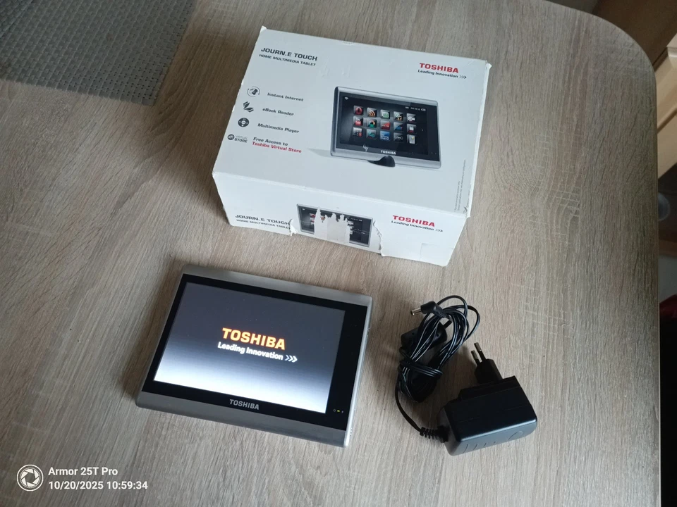 Toshiba Journ.E Touch Tablet  & OVP | Retro Media Player WLAN SD - Bild 2 von 4