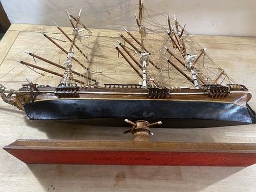Cutty Sark Wood Clipper Ship (26”) - Picture 13 of 13