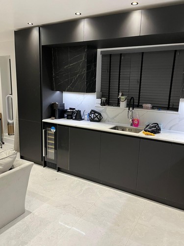 Kitchen units - Bespoke kitchens - ready built units - Hobs - sinks and ...