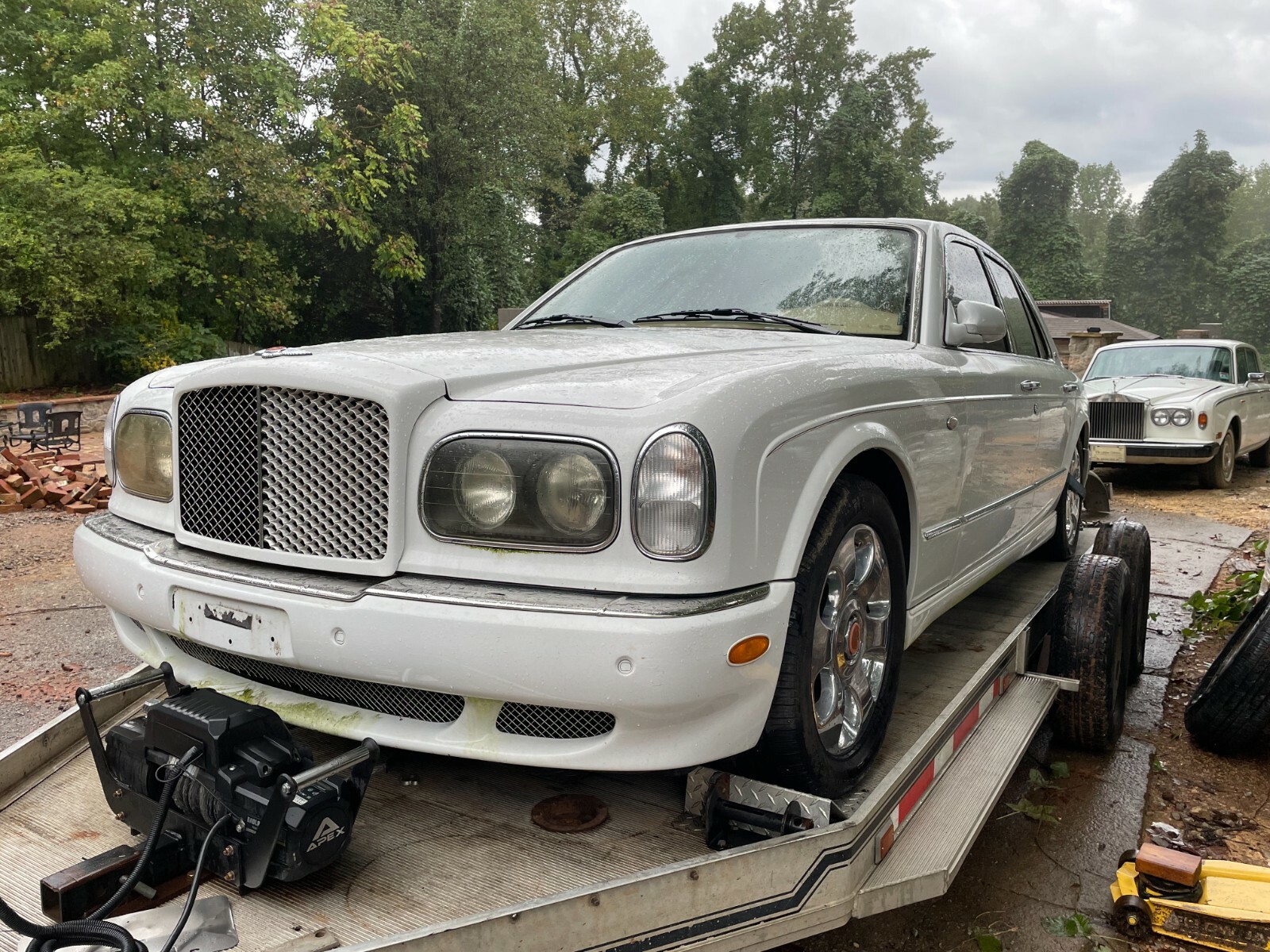 BENTLEY ARNAGE CHROME GRILL, 1999 TO 2004. LARGEST USED ROLLS ROYCE INVENTORY