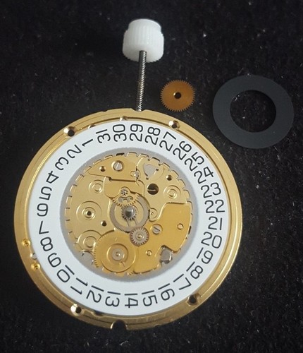 Longines Movement Caliber 161.2 H0 Hour Wheel Height 0.79mm - Picture 2 of 12
