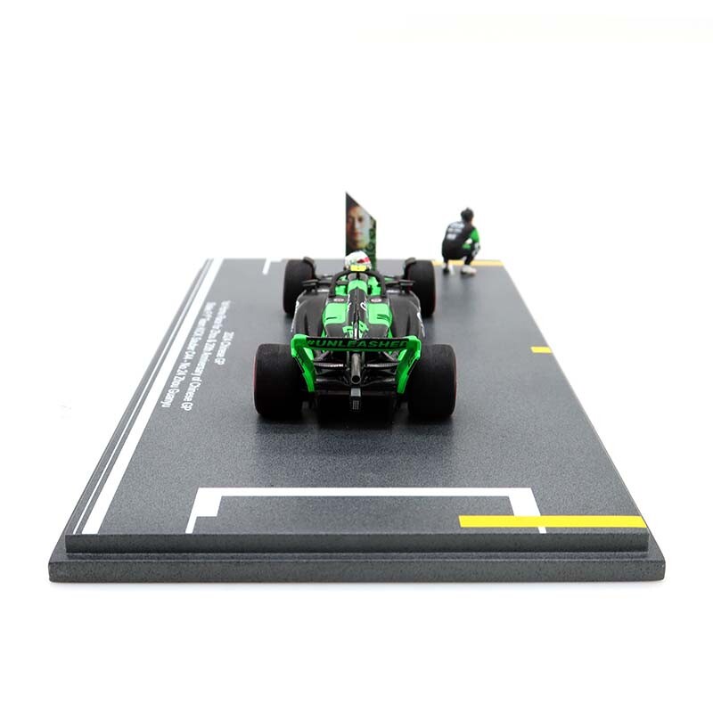 ミニカー Stake F1 Team KICK Sauber 1/43 No.24 SPARK 1:43 Model STAKE F1 TEAM KICK SAUBER C44 No.24 ZHOU