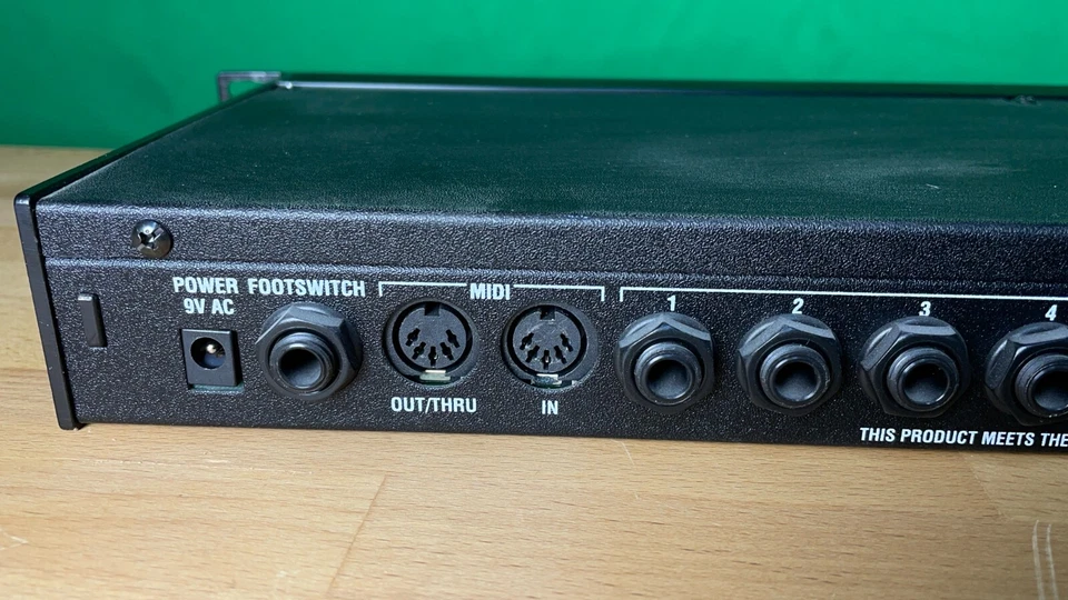 ALESIS D4 Drummodul - Bild 4 von 4