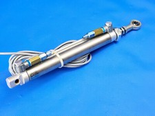 Festo DSNU-25-180P-A-S6-SA 529070 Pneumatic Cylinder