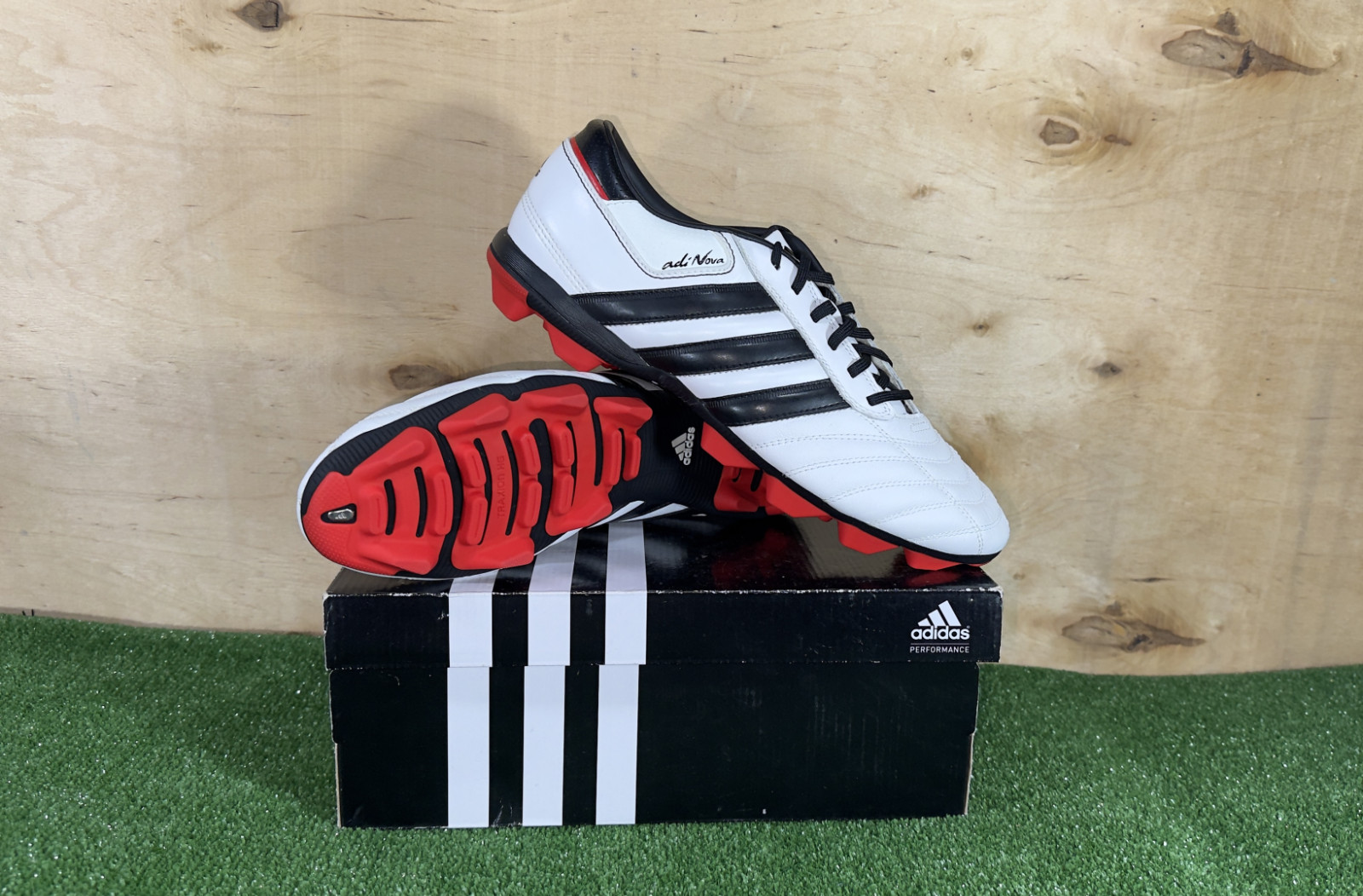 Scarpe Adidas 11Pro adiNova II HG G13707 bianche tacchetti uomo calcio/calcetto