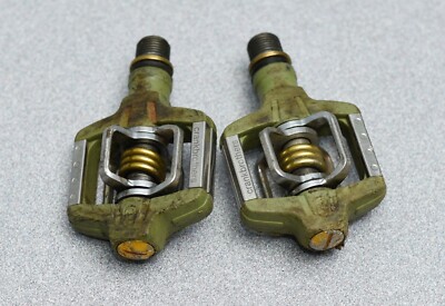 Crank Brothers Eggbeater Candy Ti Pedals, titanium spindles Crank Brothers Eggbeater Candy Ti Pedals, titanium spindles