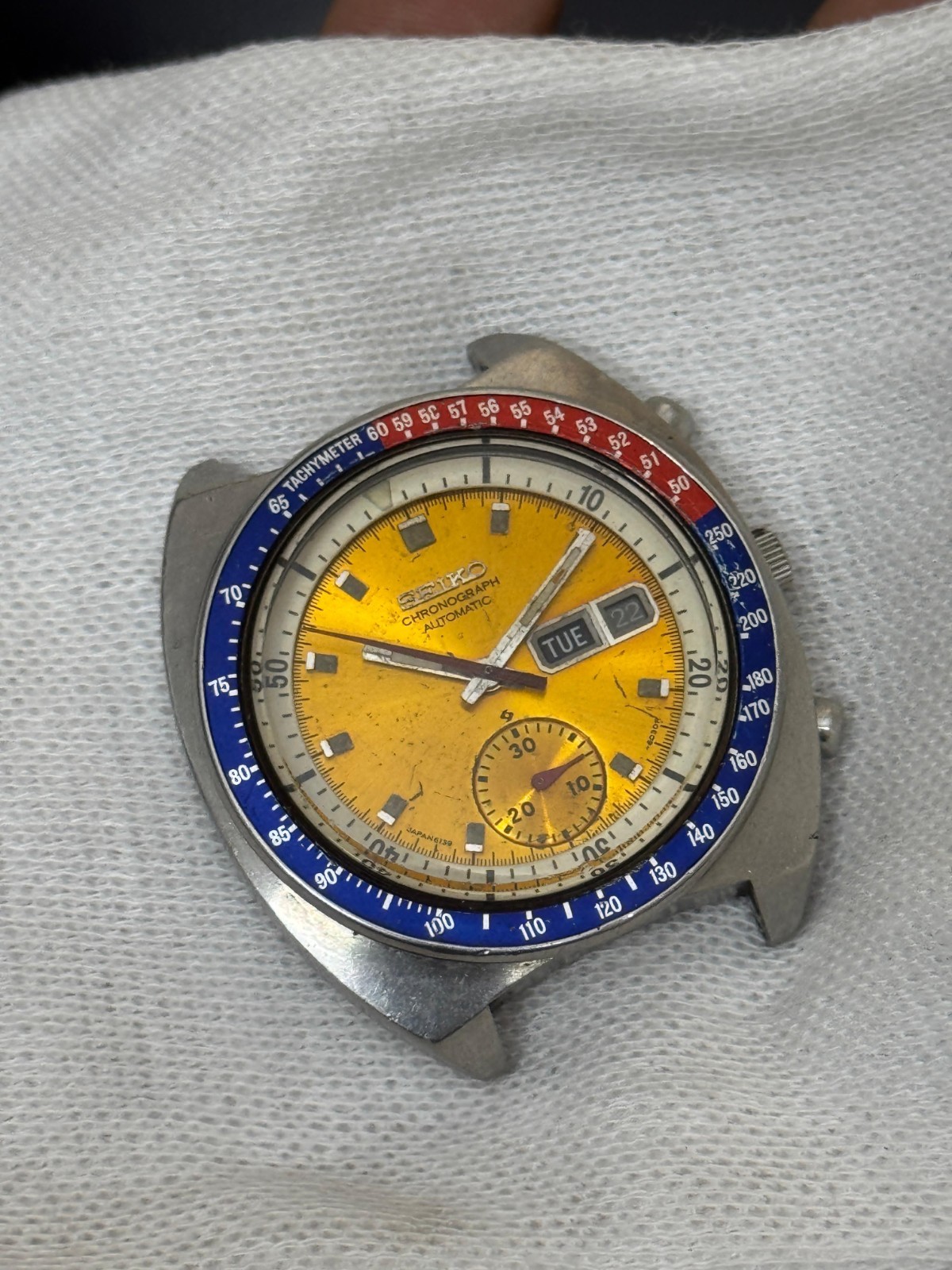 Pogue Pepsi Vintage Automatic Watch Seiko 6139-6002 Chronograph - vintagewatches.pk