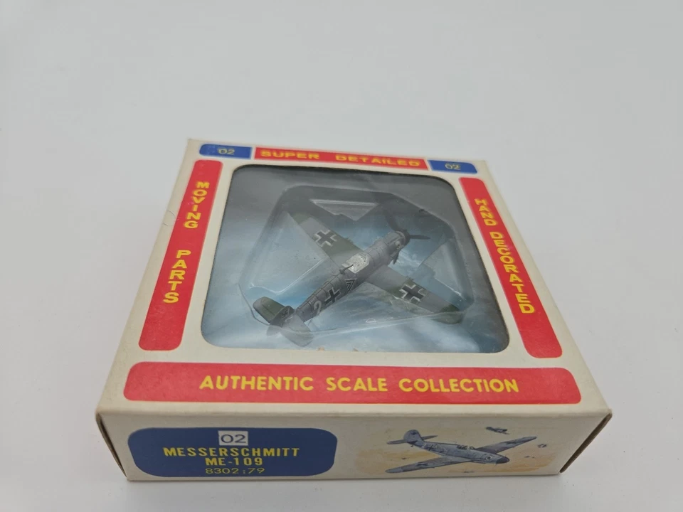 Mini aviones vintage Bachmann Messerschmitt ME-109 modelo de la Segunda Guerra Mundial sin usar, en caja # 02 Hong Kong Foto 2 de 4