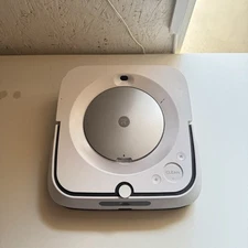 UNTESTED iRobot Braava Jet M6 RMA-Y1 Robot w/tank NO CHARGER - Sold As Is