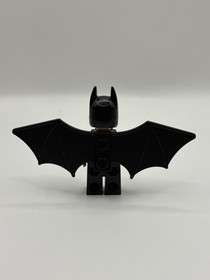 LEGO DC Super Heroes Batman Minifigure Black Wings 70913