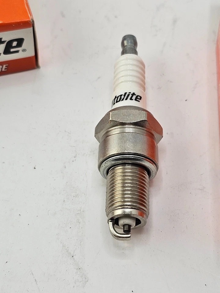 (QTY 12) Autolite 63 Copper Resistor Spark Plug Fits 2003 Mitsubishi Lancer - Изображение 3 из 4