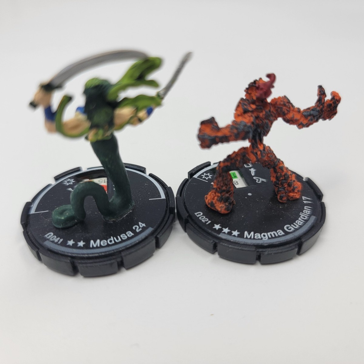 LOT of 10 Mage Knight Figurines Miniatures Wizkids RPG Game LOT of 10 Mage Knight Figurines Miniatures Wizkids RPG Game