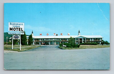 Bluegrass Lodge Near Louisville Kentucky Vintage Unposted Quality Inn Motel Sign