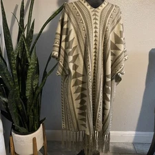 Ellie & Kate Sweater Shawl/Cardigan Oversized ONe Size Brown And Tan Color