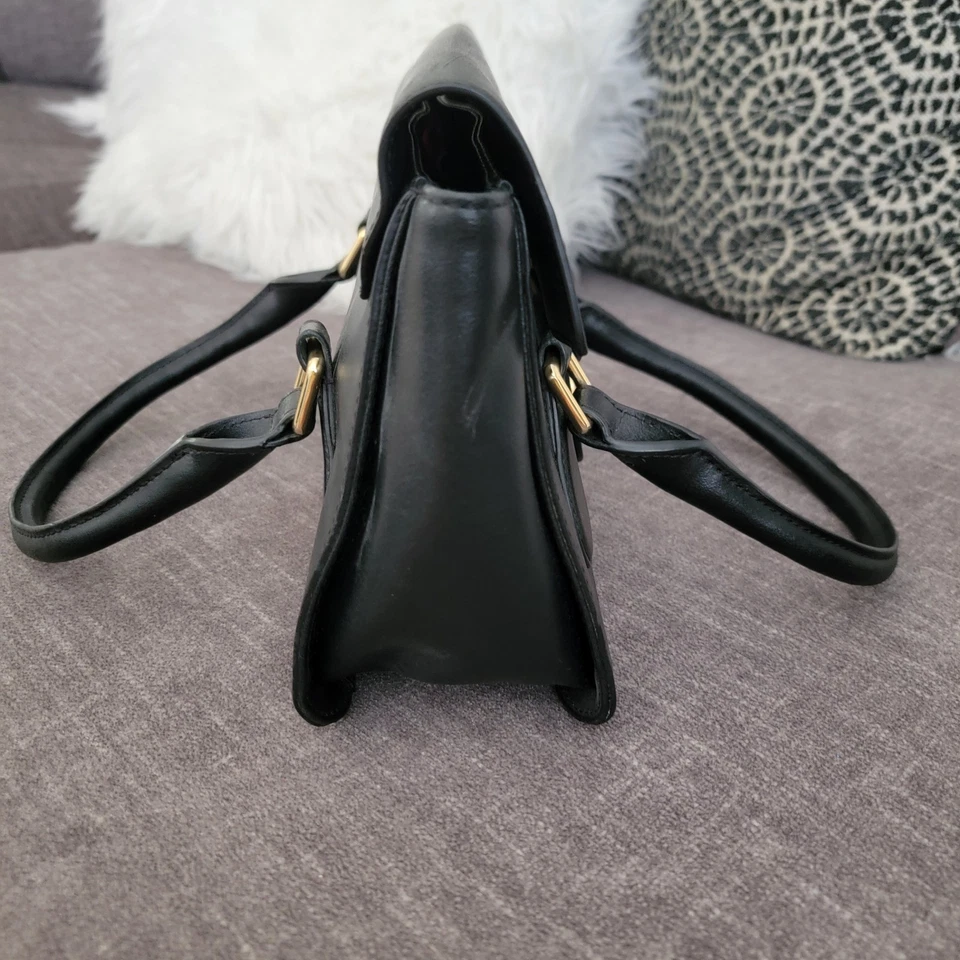 Cartera con solapa Lodis Rodeo Kesha de cuero negro + detalles dorados nueva con etiquetas precio de venta sugerido por el fabricante 298 USD Foto 2 de 4