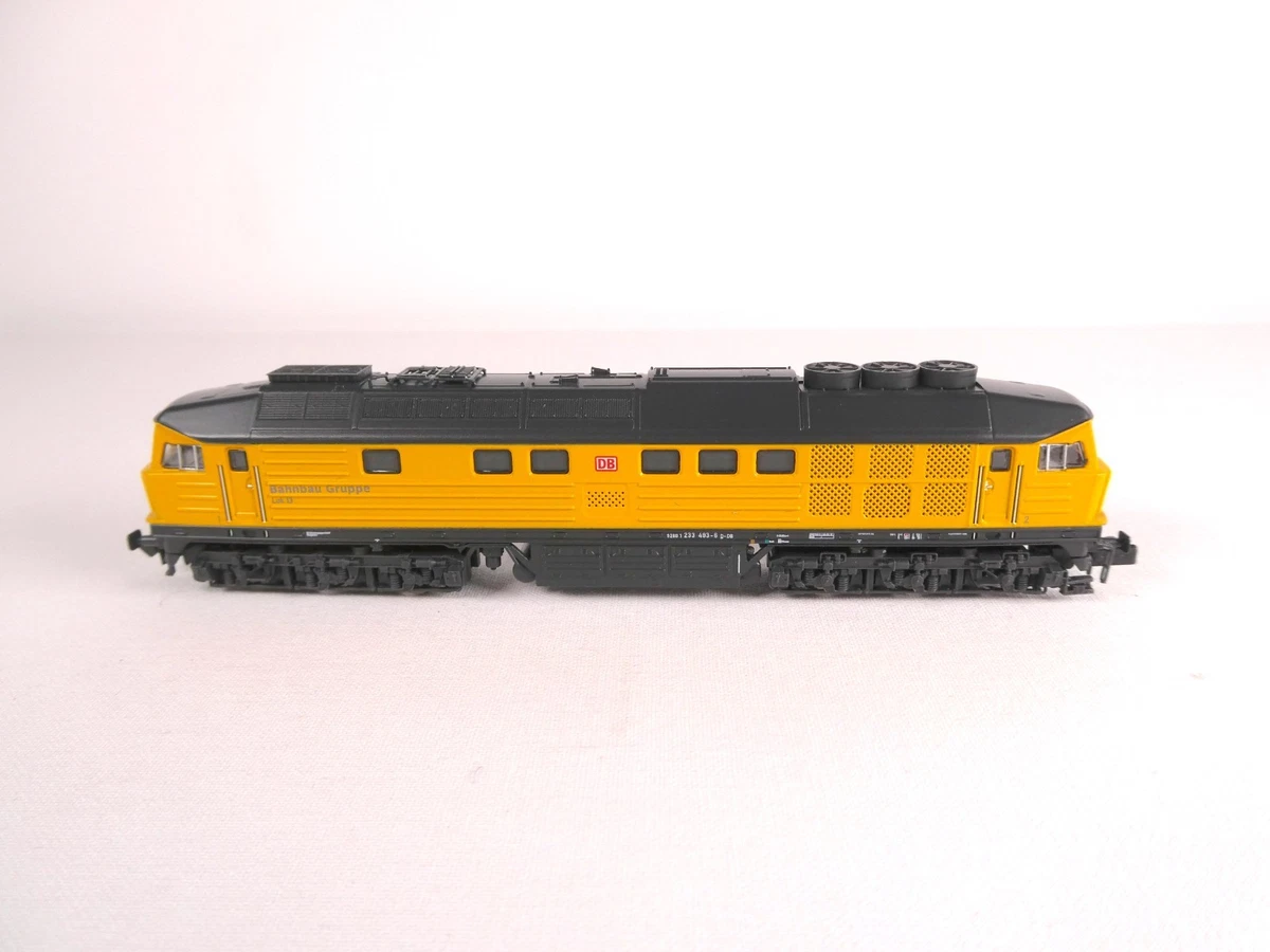 ARNOLD N HN2601: BR233 493-6 DB Bahnbau Diesellok TOP&OVP