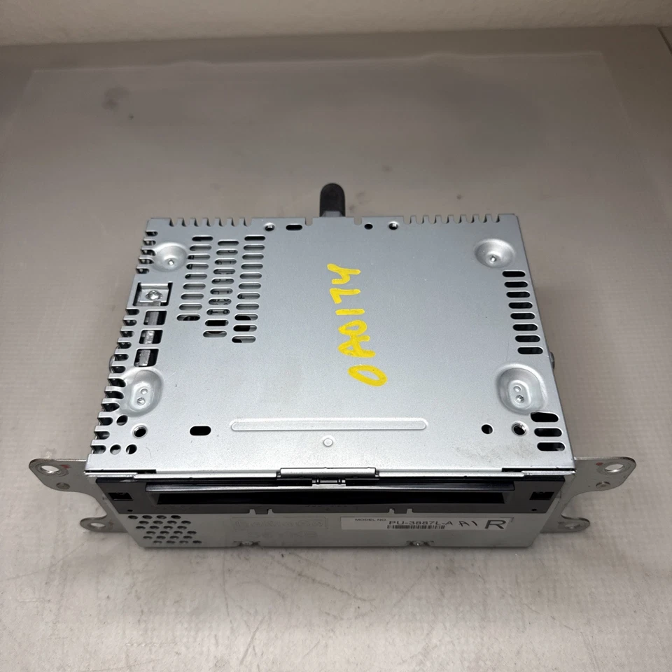 Audio Equipment Radio Receiver AM-FM-CD-MP3 2011 LINCOLN MKX OEM #8927 — 第 2/4 张图片