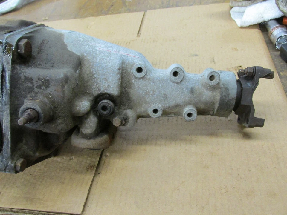 Buick Special BW Borg Warner 1963 transmisión de 4 velocidades con 23 pernos de columna en yugo Foto 4 de 4