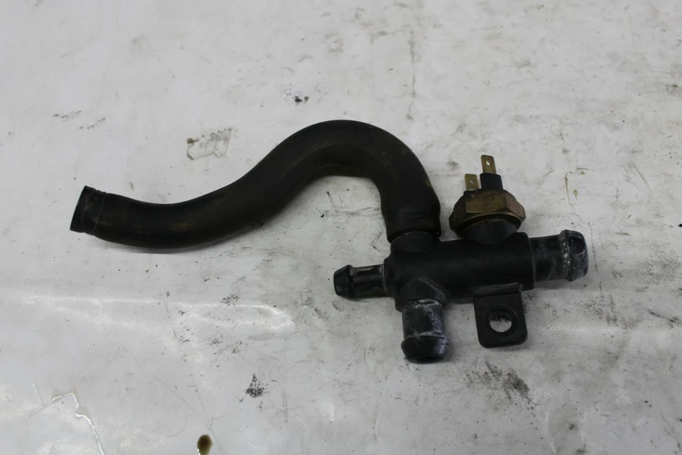 Kühlerschlauch Schlauch Kühlwasser Kühlflüssigkeit Vespa GT 125 L M31 GTS#R7050 - Bild 2 von 2