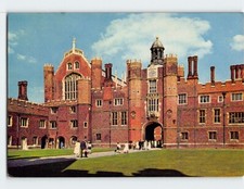 Postcard Anne Boleyn's Gateway & Great Hall Hampton Court Palace England