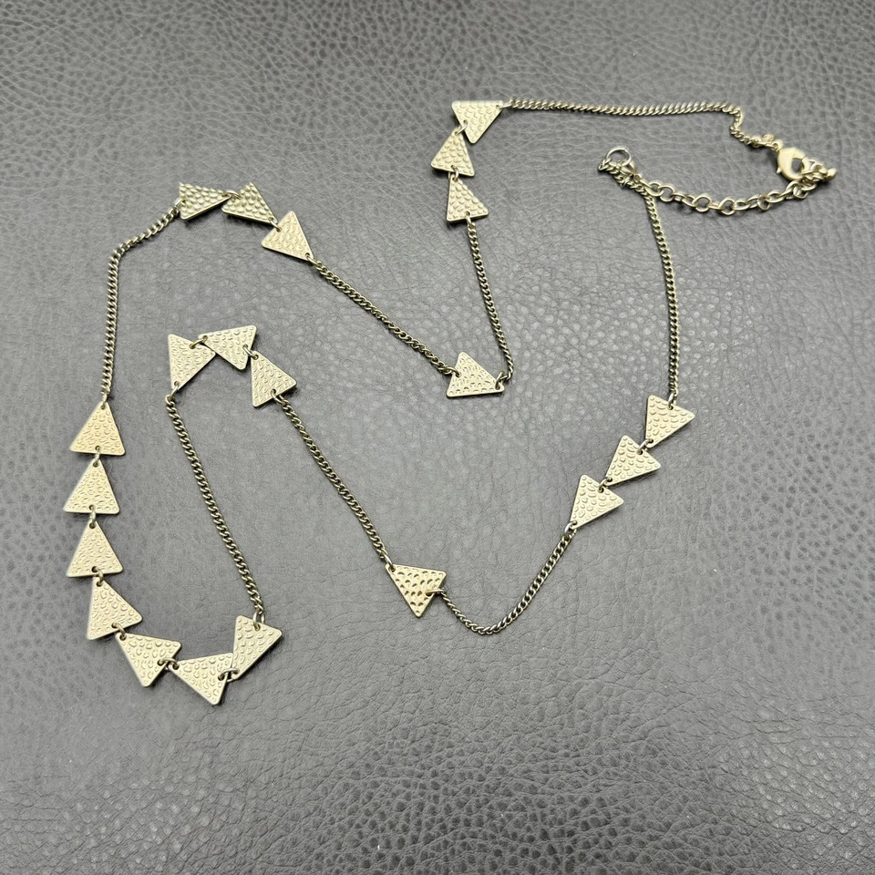 Premier Designs Necklace Gold Tone Geometric Triangle Textured Long Chain 30" - Image 2 of 4