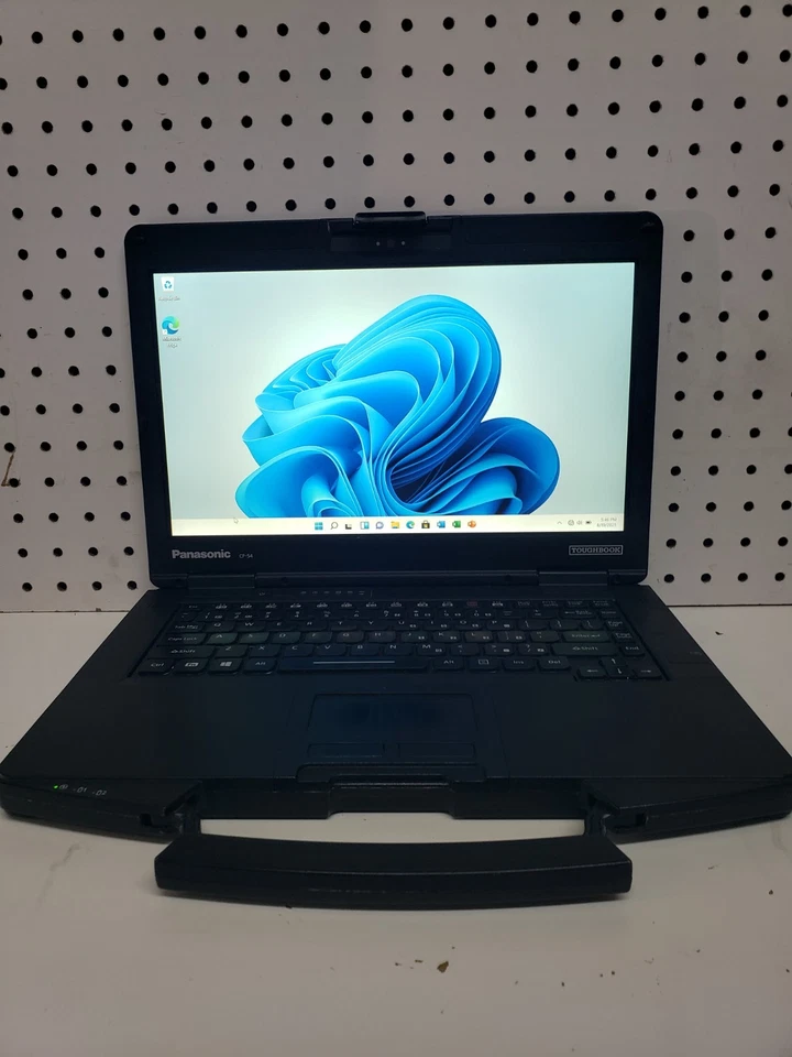 Panasonic ToughBook CF-54 14" i5-5300U CPU 2.30Ghz 16GB Ram 400Gb SSD Win11 Pro  - Image 3 of 4