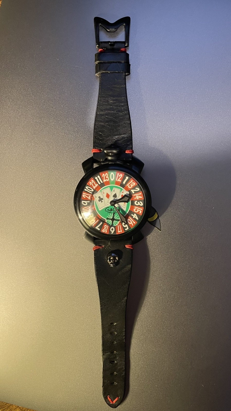 Limited edition Gaga Milano Las Vegas Watch. MANUALE 48mm - Bold Italian Design