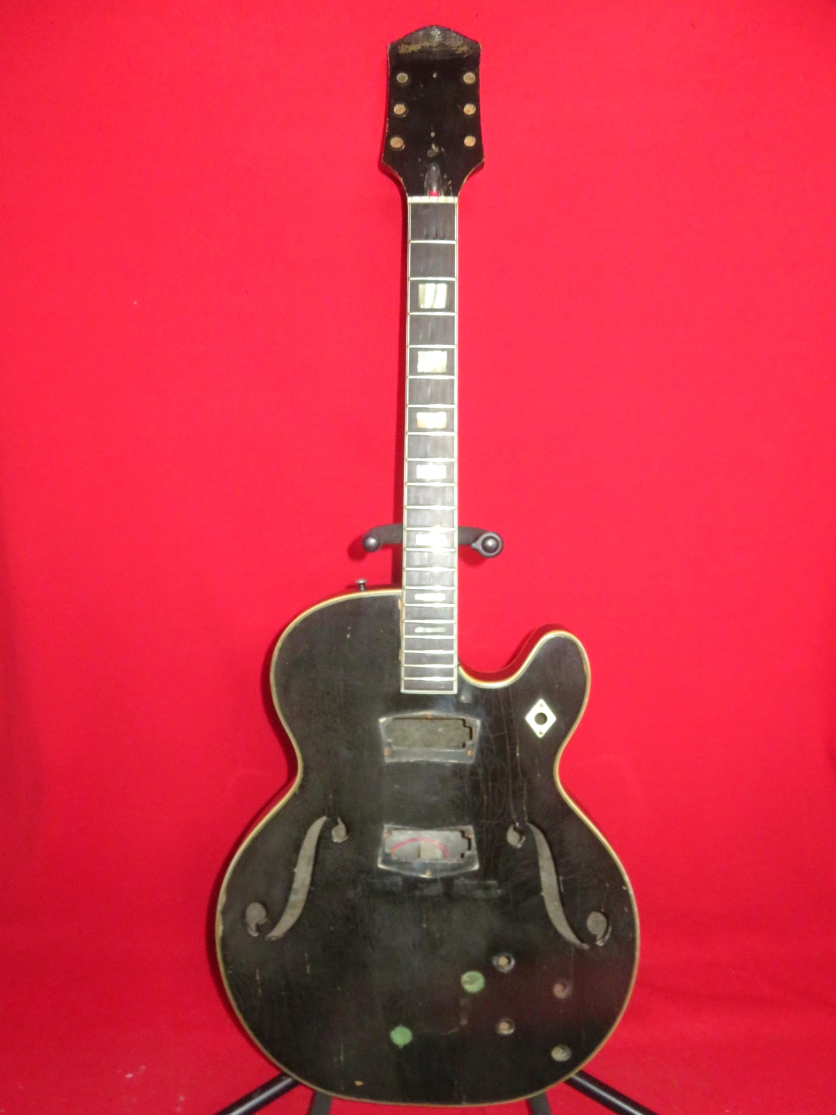 Silvertone 1966 Black 1446 Chris Isaak Body & Neck Harmony