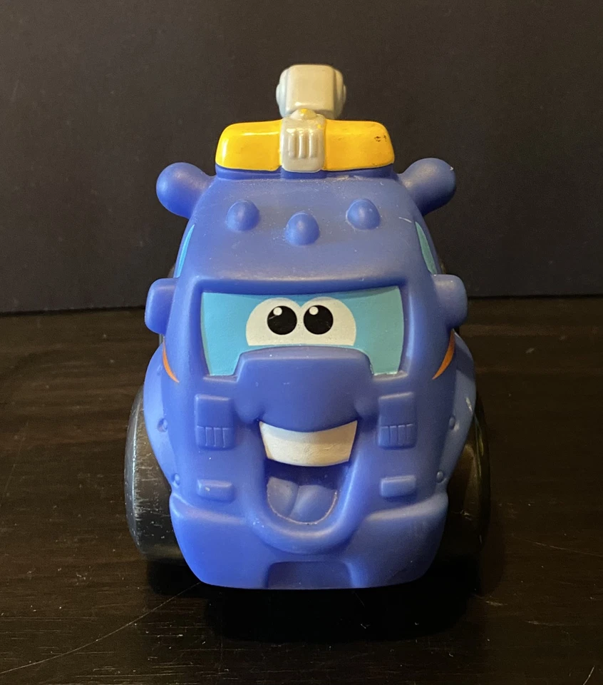 Hasbro 2008 Tonka Chuck & Friends Rowdy el camión de basura y práctico el camión de remolque Foto 2 de 4