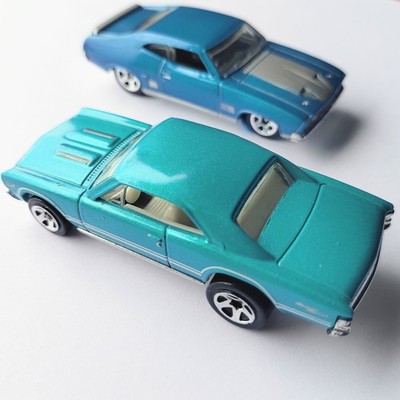 Hot Wheels Turquoise '67 Chevelle SS 396 & Blue '73 Ford Falcon XB Set