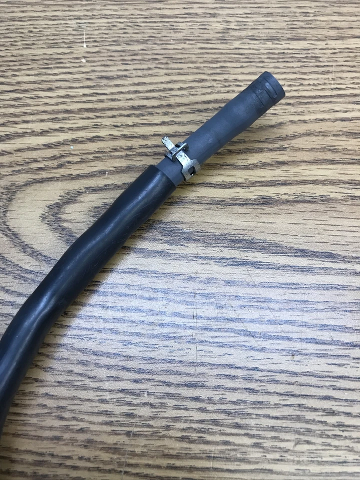 HONDA SHADOW SPIRIT VT750 2001-2007, TUBO DE COMBUSTIBLE PIEZA D # 16955-MBA-000 Foto 3 de 4