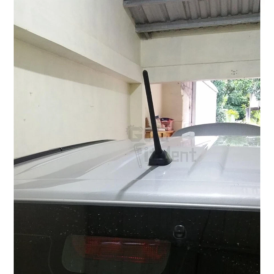 Mástil de antena de radio de 7" recepción AM/FM negro para Subaru Impreza WRX Foto 3 de 4