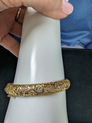 18K Gold Armreif Armband mit natürlichen Diamanten (Scharnier) 7''