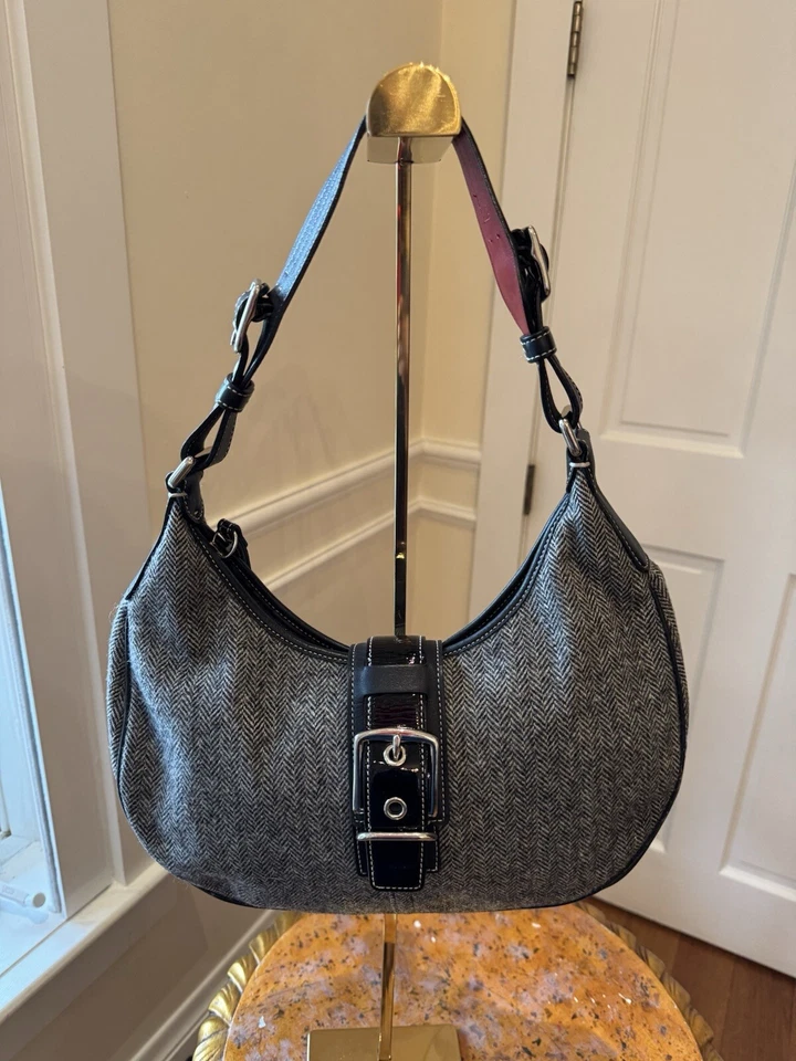 Coach SoHo women’s black/white herringbone wool/leather handbags - Image 2 of 4