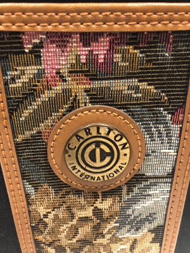 Vintage CARLTON INTERNATIONAL Oval Travel Vanity Case Black/Tapestry Canvas - Picture 3 of 8