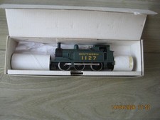 WRENN W2207 SR R1 CLASS 0-6-0T LOCO No 1127 in SR Green Livery. OO Gauge.