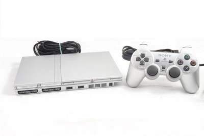 Sony PlayStation 2 Slim Konsole Silber, PS2 + Original Controller - GEBRAUCHT