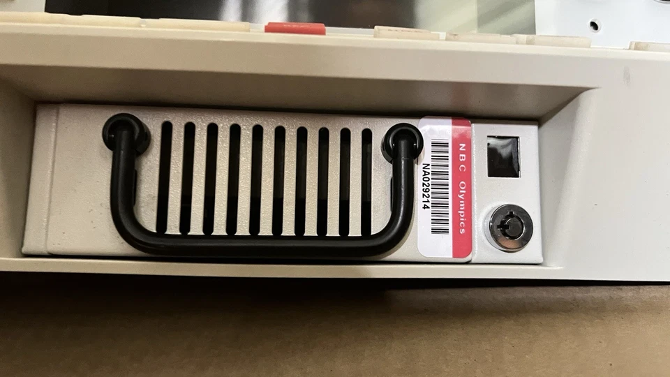 360 Systems 8 Multi-Track Hard Disc Digital Recorder W/Power & Manual Original - Image 4 of 4