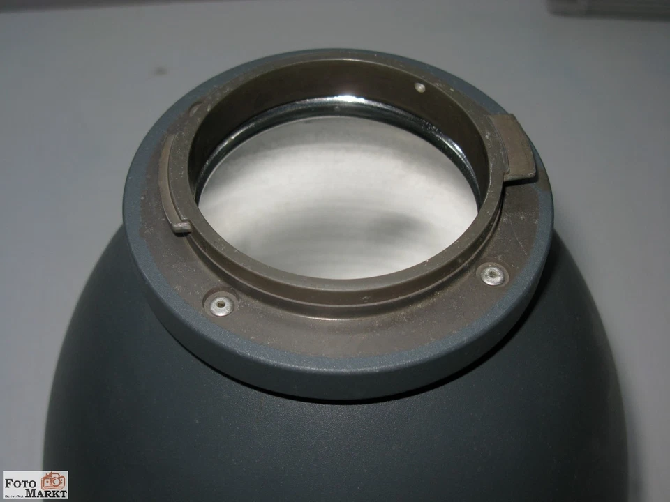 Bron broncolor P50 Engstrahl-Reflektor Optimized for Pulso Twin Blitz-Leuchte - Image 3 of 3