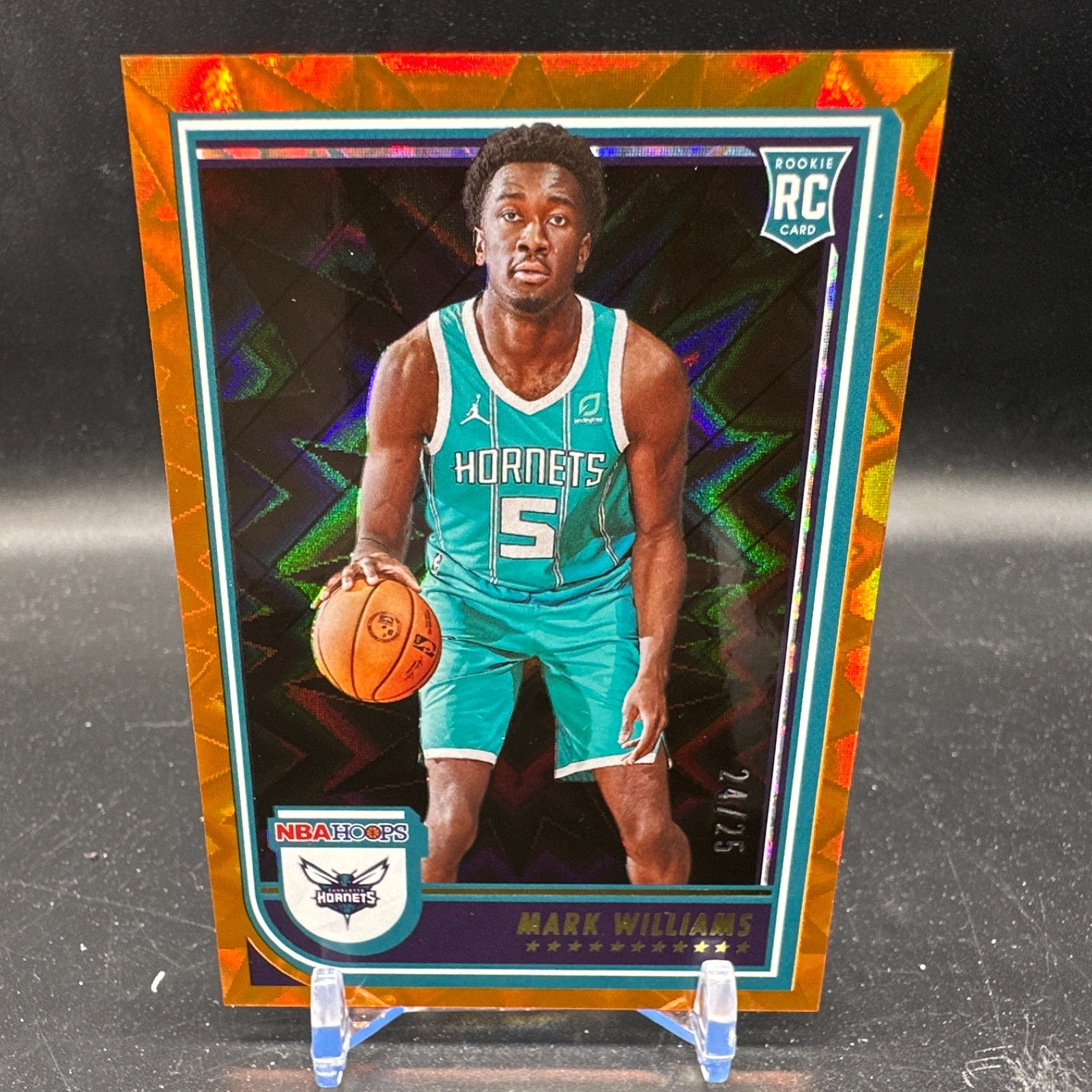 Mark Williams Rookie Orange Explosion /25 2022-23 Panini NBA Hoops #245 Hornets