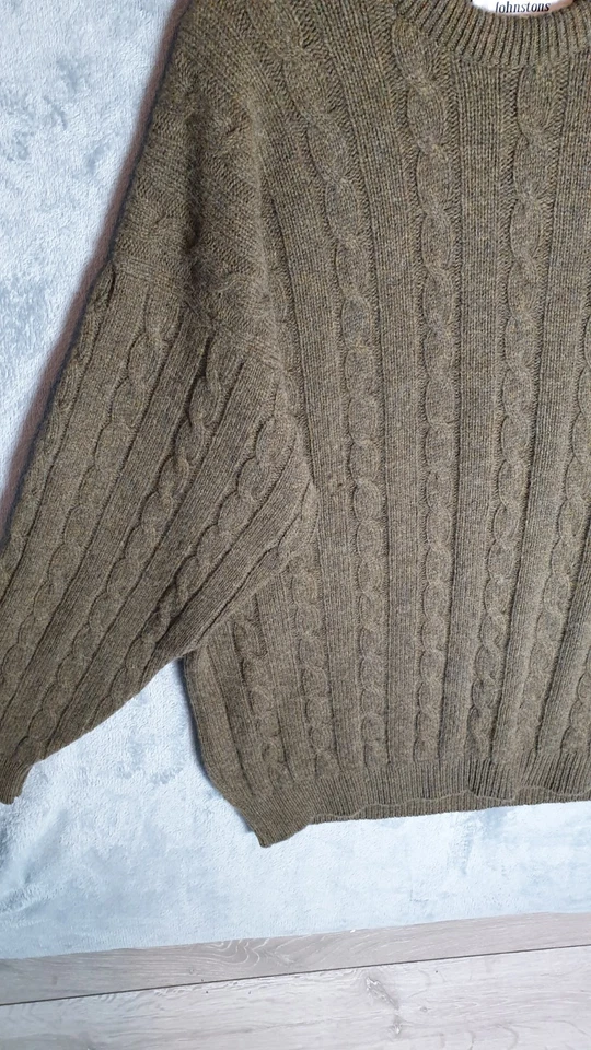 Johnstons Of Elgin Scotland XL Lambswool Cable Knit Jumper Brownish Green - Image 2 of 4